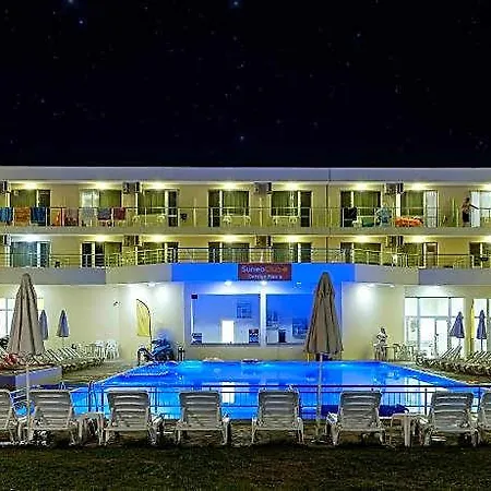 מלון Garden Nevis