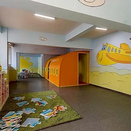 מלון Garden Nevis נסבר